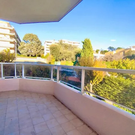 2 Pieces Terrasse Piscine Parking * نيس